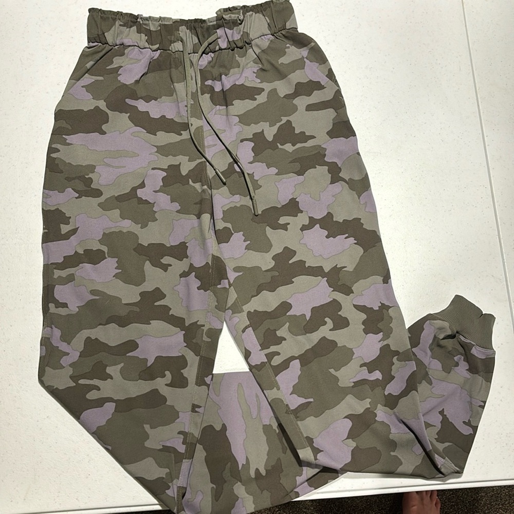 Lululemon Joggers